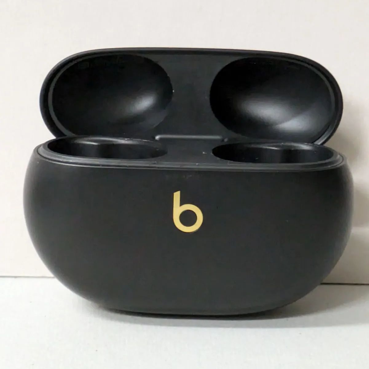 Beats by Dr. Dre Beats Studio Buds+ A2870 MQLH3PA/A 黒金 ブラック 