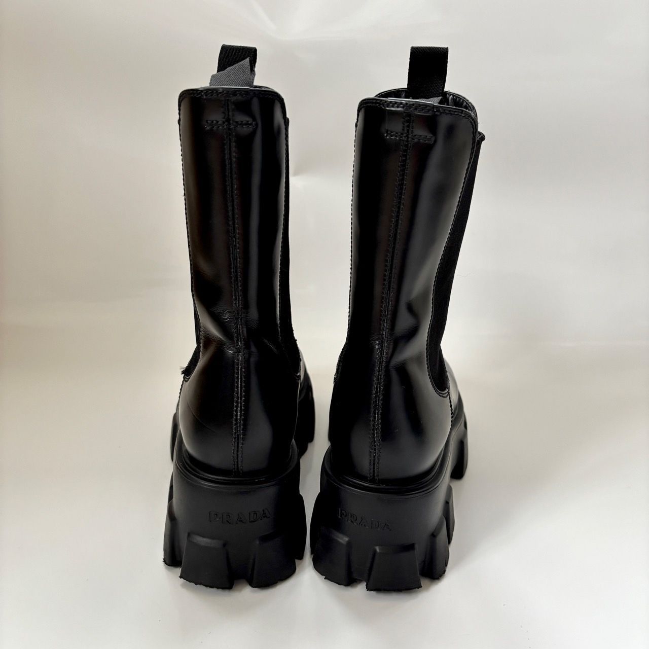 PRADA ブラッシュドレザーブーツ ブラック 37 24cm 楽天市場】【最大12,000円オフクーポン配布中】PRADA プラダ