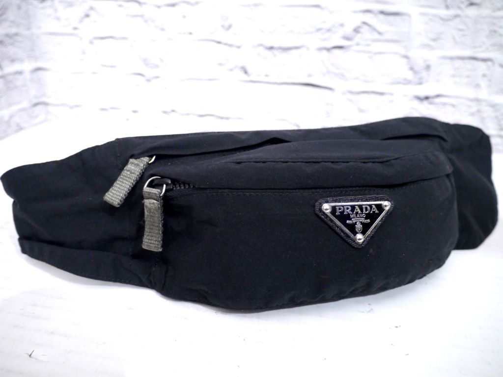 ◆ PRADA プラダ ユニセックス クロスボディ バムバッグ ボディ バッグ ショルダー ベルトバッグ ポーチ 黒 ◆ 合わせやすい大人気モデル♪