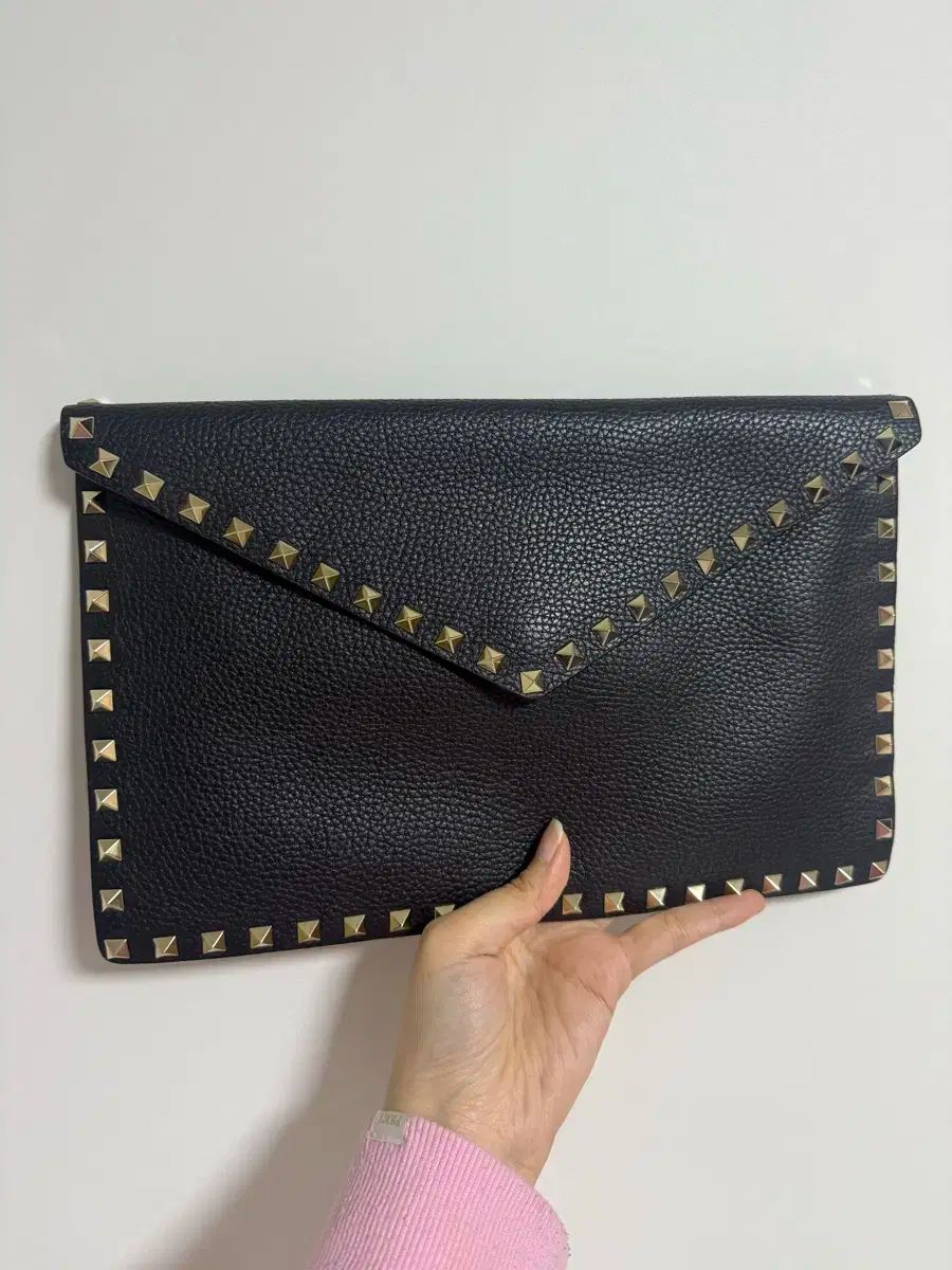 Valentino ヴァレンティノ 女性 レディース クラッチバッグ