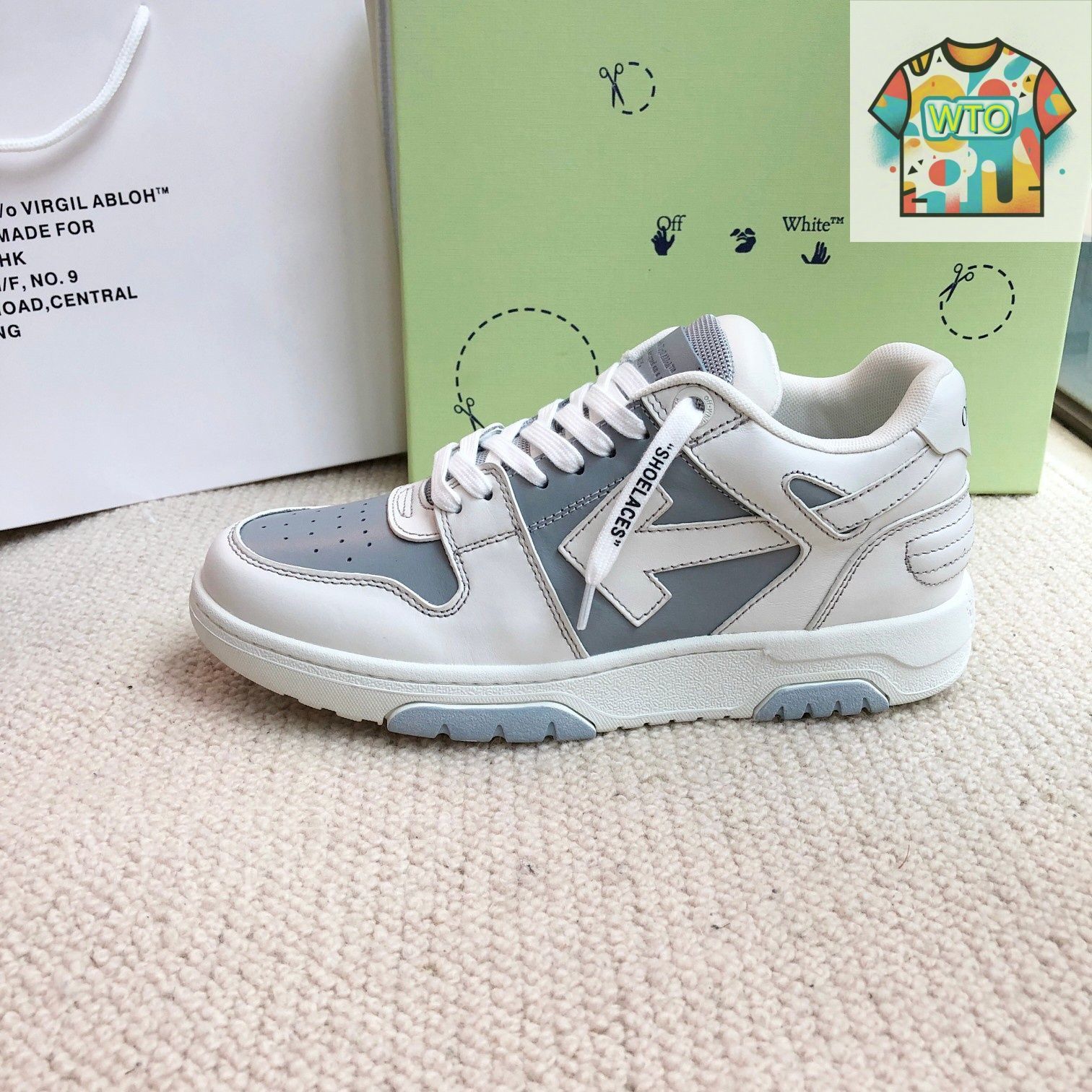 オフホワイト（OFF WHITE）男女兼用 カジュアルシューズ
