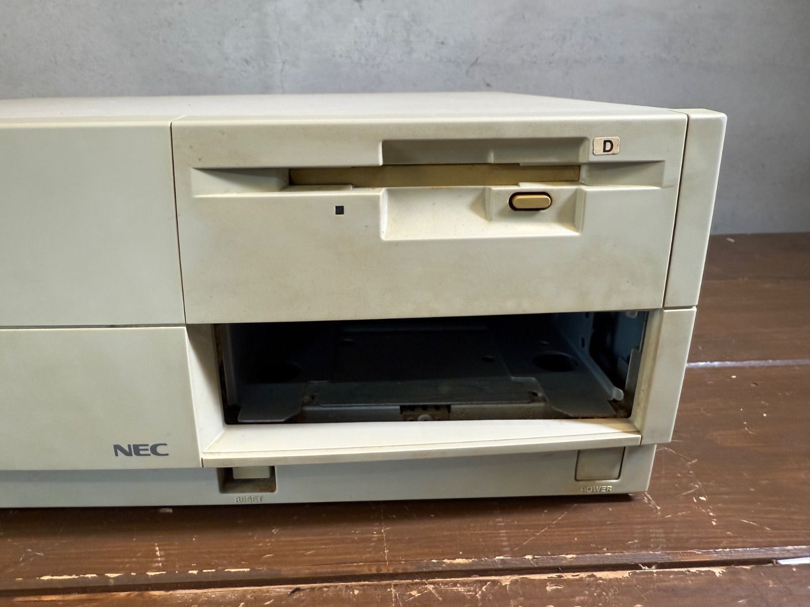 NEC PC-9821 Xe 本体・キーボード【ジャンク品】 - メルカリ