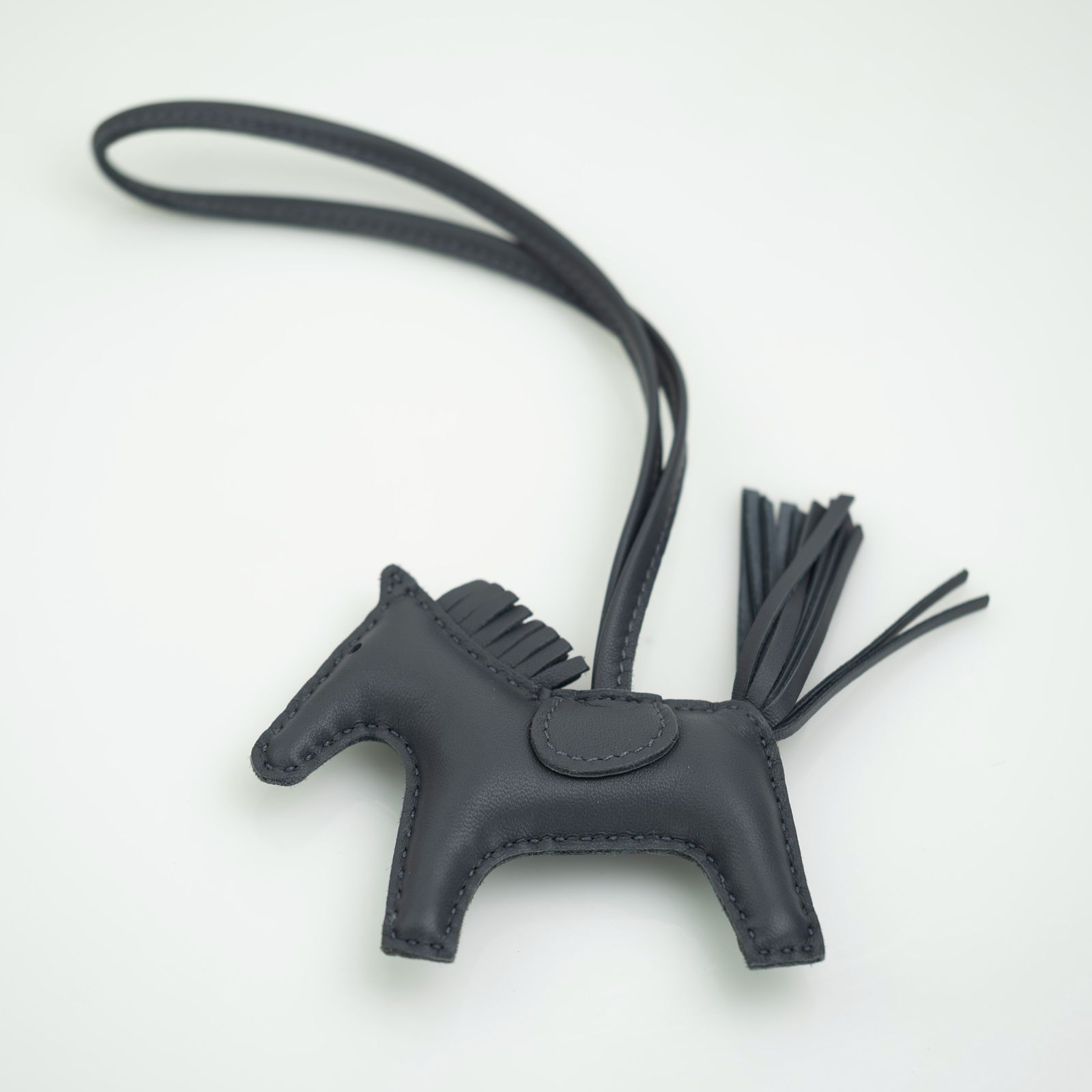 HERMES エルメス ロデオチャーム　刻印あり エルメス HERMES ロデオチャームPM W刻印 2024年製造