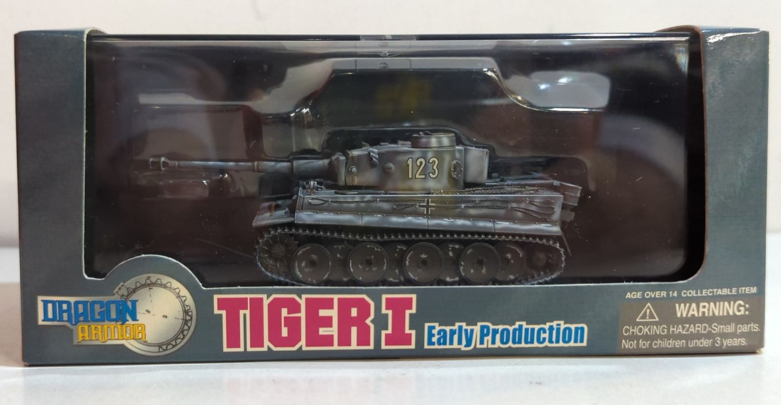 1/72ドラゴンアーマー タイガーⅠ 3台セット B Amazon.co.jp: 1/72 ドラゴンアーマー 完成品 ドイツ重戦車