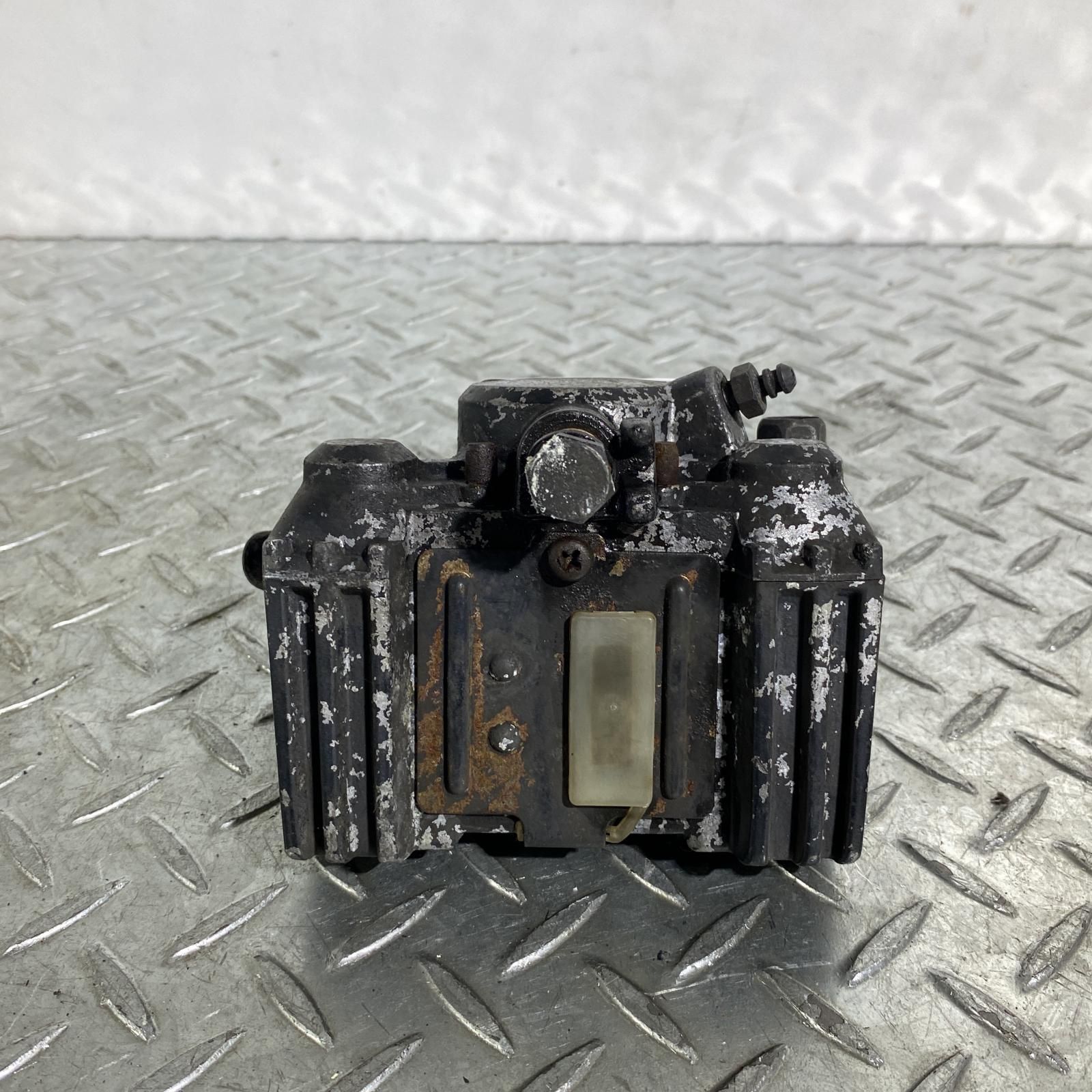 HONDA CB400T/CB250T フロントキャリパー 左 ホンダ 投稿詳細｜MOTOCLE