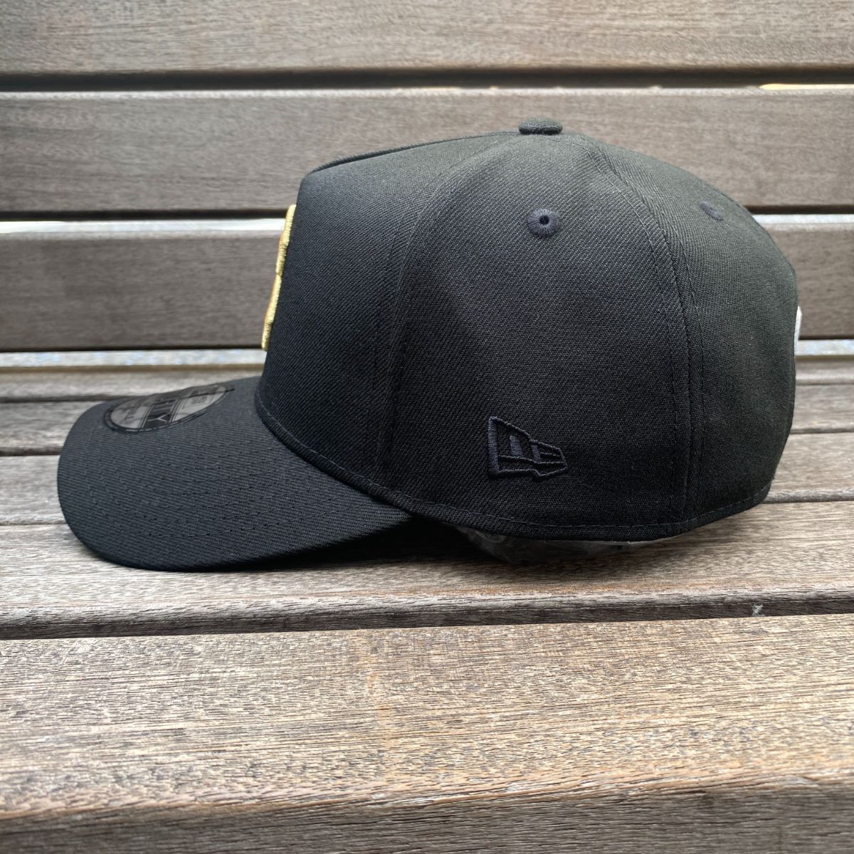海外別注】NEW ERA ブルックリン ドジャース A-frame 黒 金｜キャップ 
