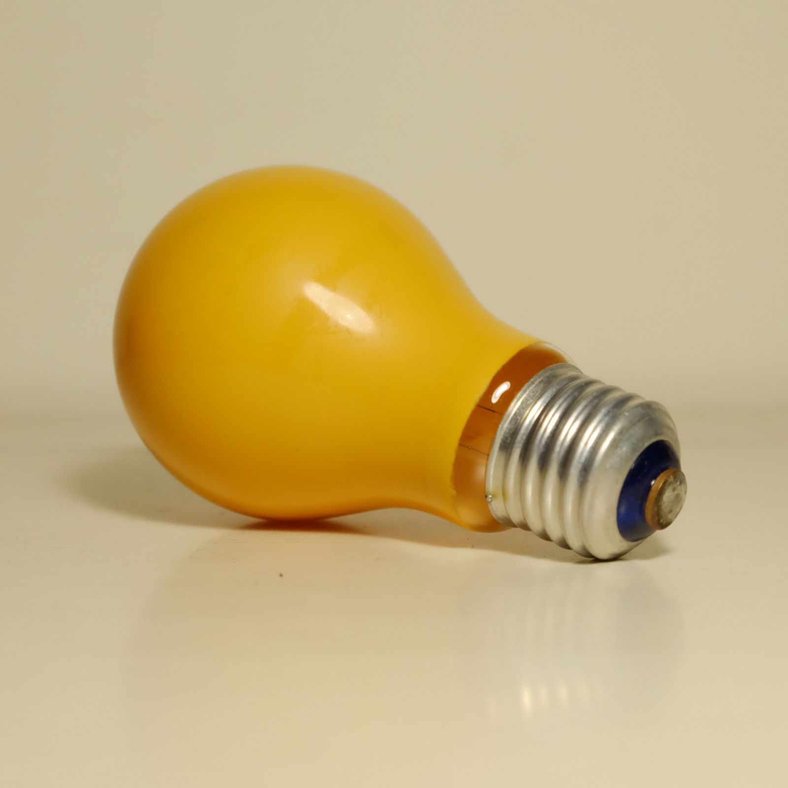 Toshiba 東芝 あかりじょうず 低誘虫電球 60w 昭和レトロ 白熱電球