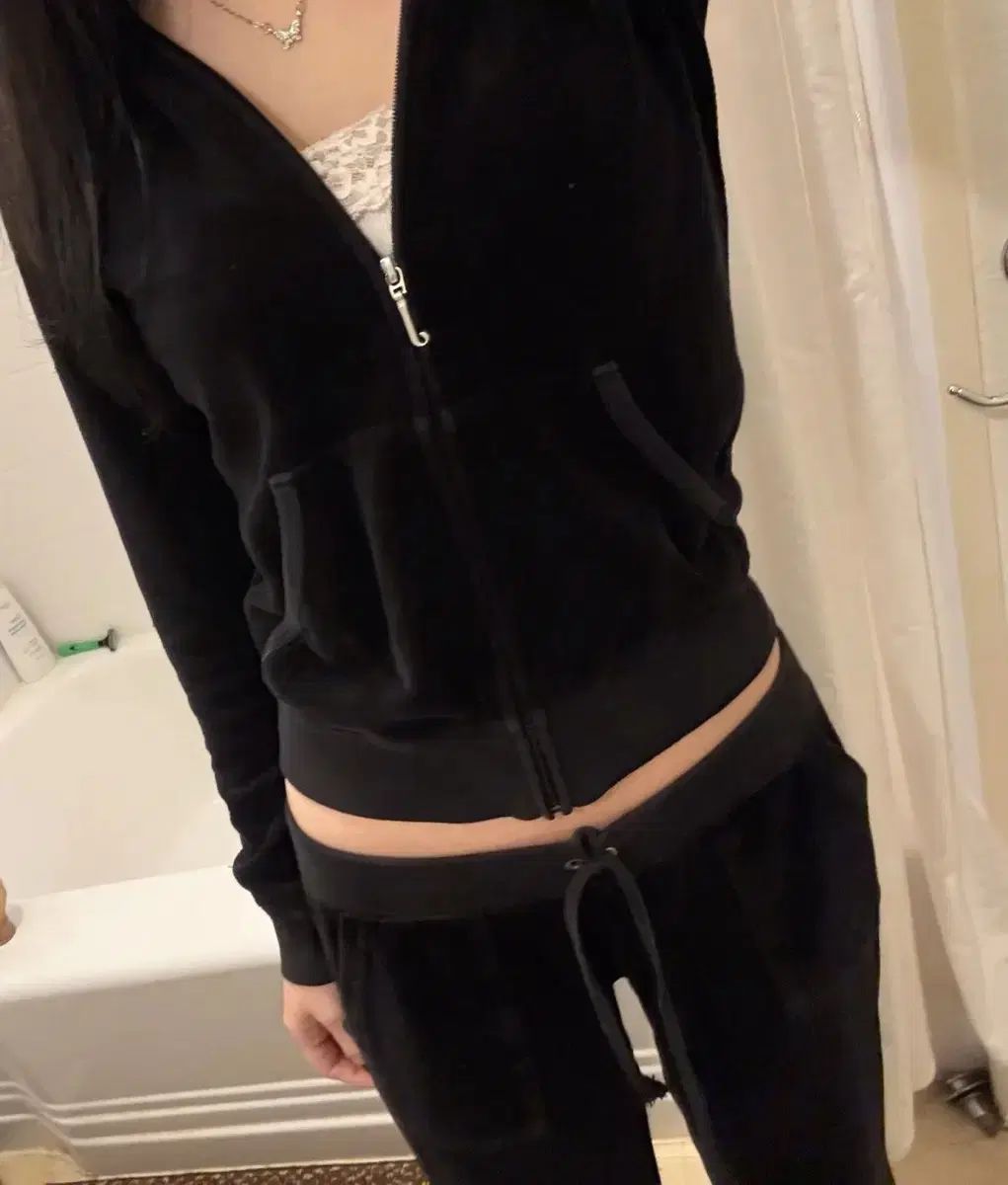 JUICY COUTURE ジューシークチュール ベロア トレーニング 黒 セットアップ