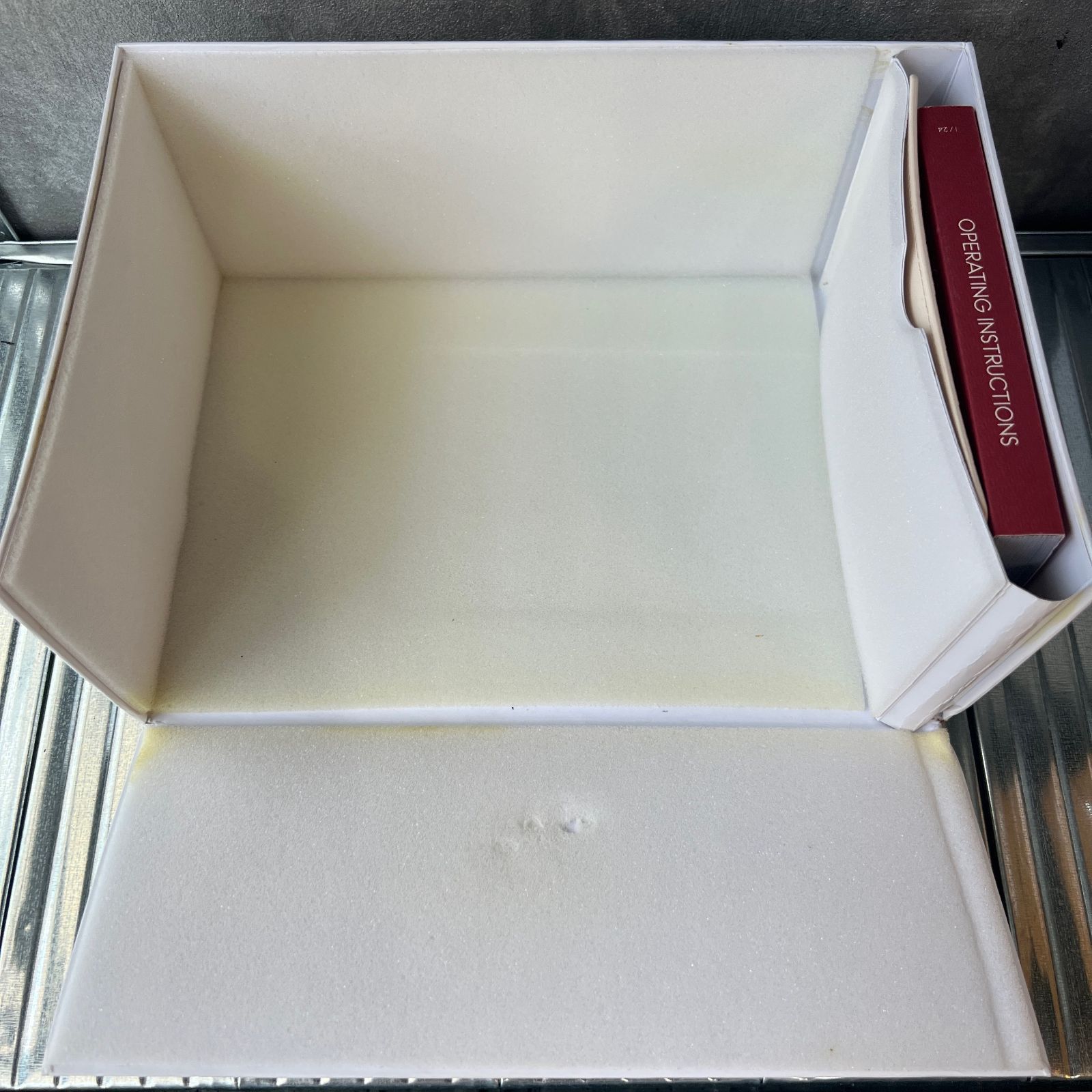 オメガ　箱のみ　カード　カードケース　取扱説明書 オメガ OMEGA 空箱 時計ケース 取扱説明書 巾着 カードケース付