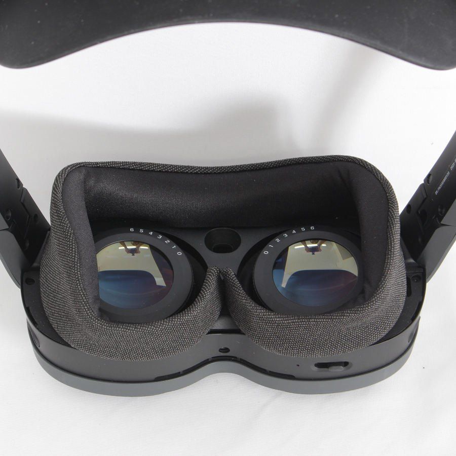 美品】HTC VIVE XR Elite 99HATS004-00 別売りアクセサリー付 