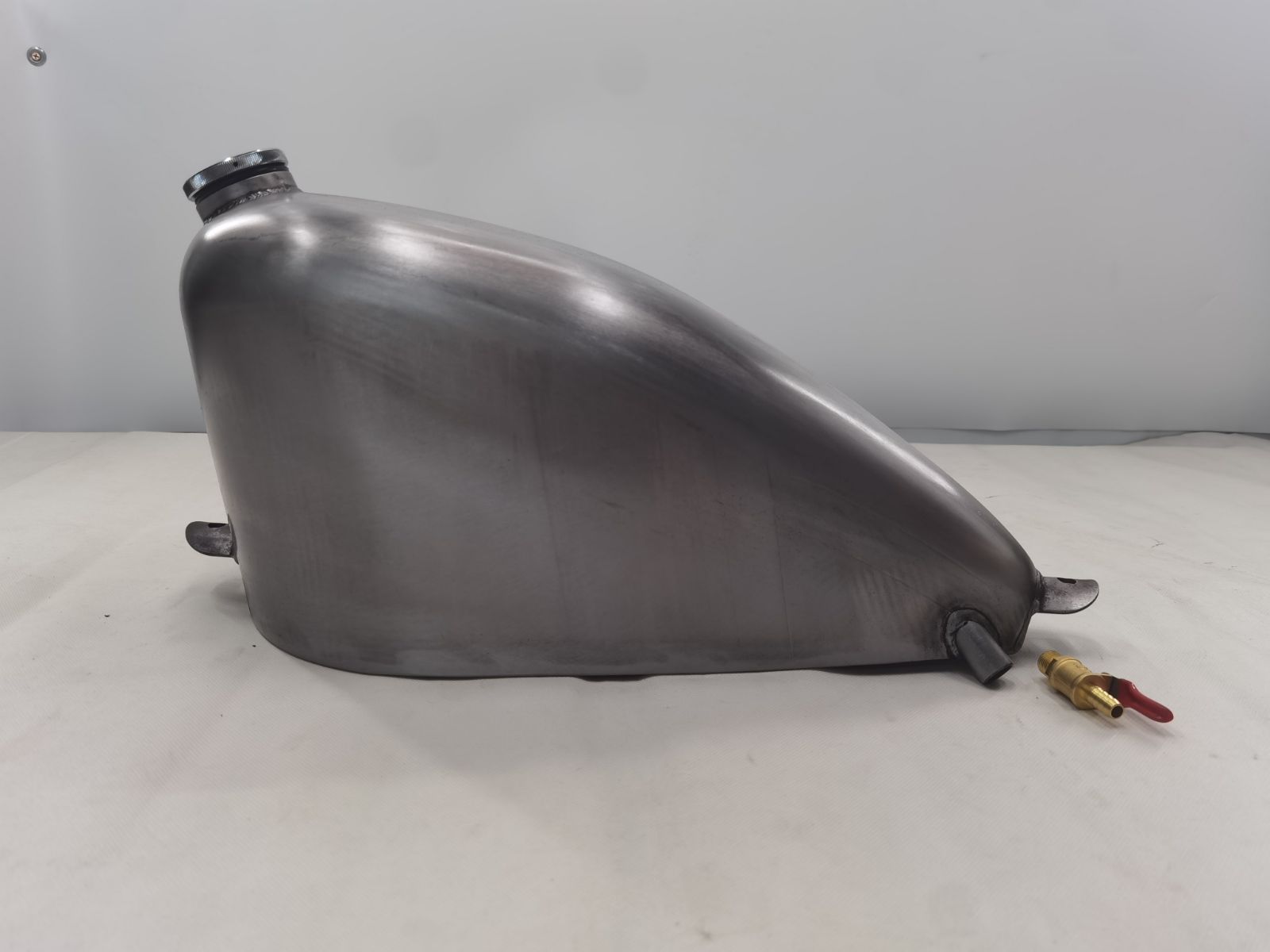 T-99 9L 汎用品 ハーレー用 ナロースポーツスター カスタム