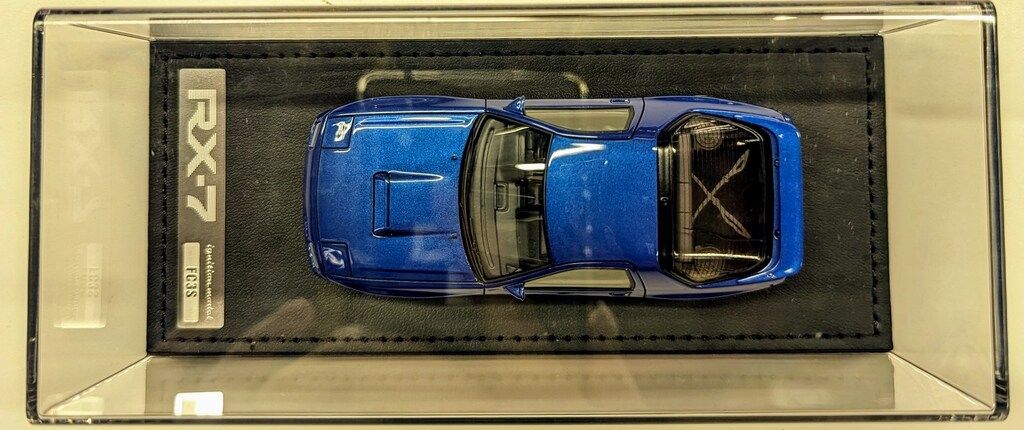 Blue IG0560