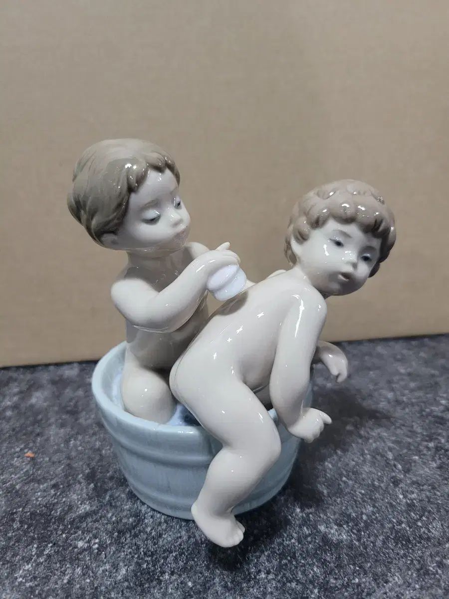 スペイン ヤードロ 赤ちゃん バスタイム