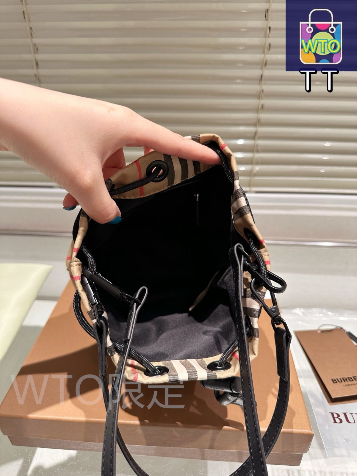 BURBERRYのバック 今日特価】Burberry Autumn Bucket Bag バーバリー 秋 バケツ