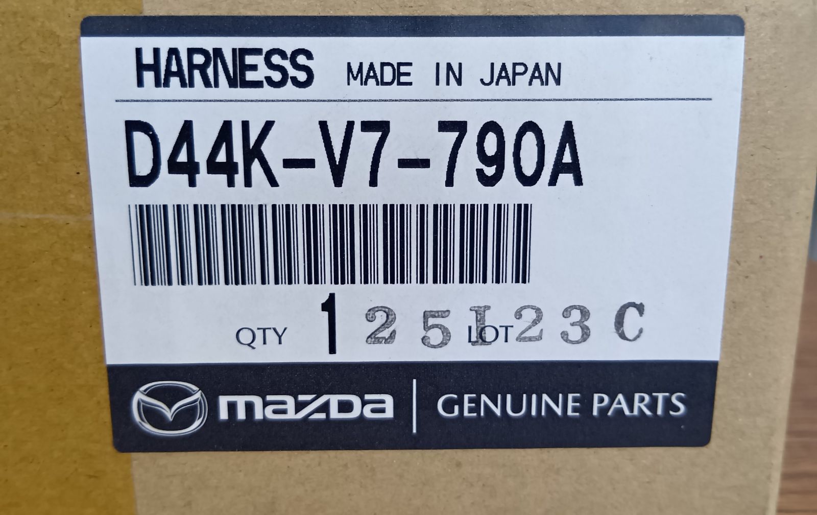 新品未使用】MAZDA3 ウェルカムランプ＆取付ハーネスキット D44K-V3