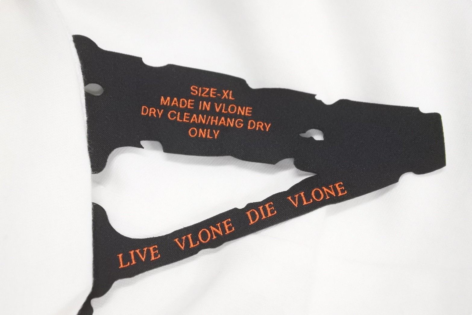 VLONE ヴィーローン ブイローン マイアミ限定 半袖Ｔシャツ カットソー ロゴ 煙 ピストル サイズXL メンズ 美品  30750