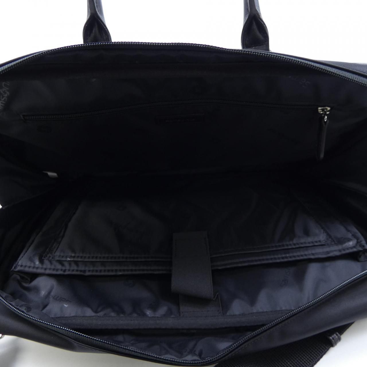 サムソナイト samsonite