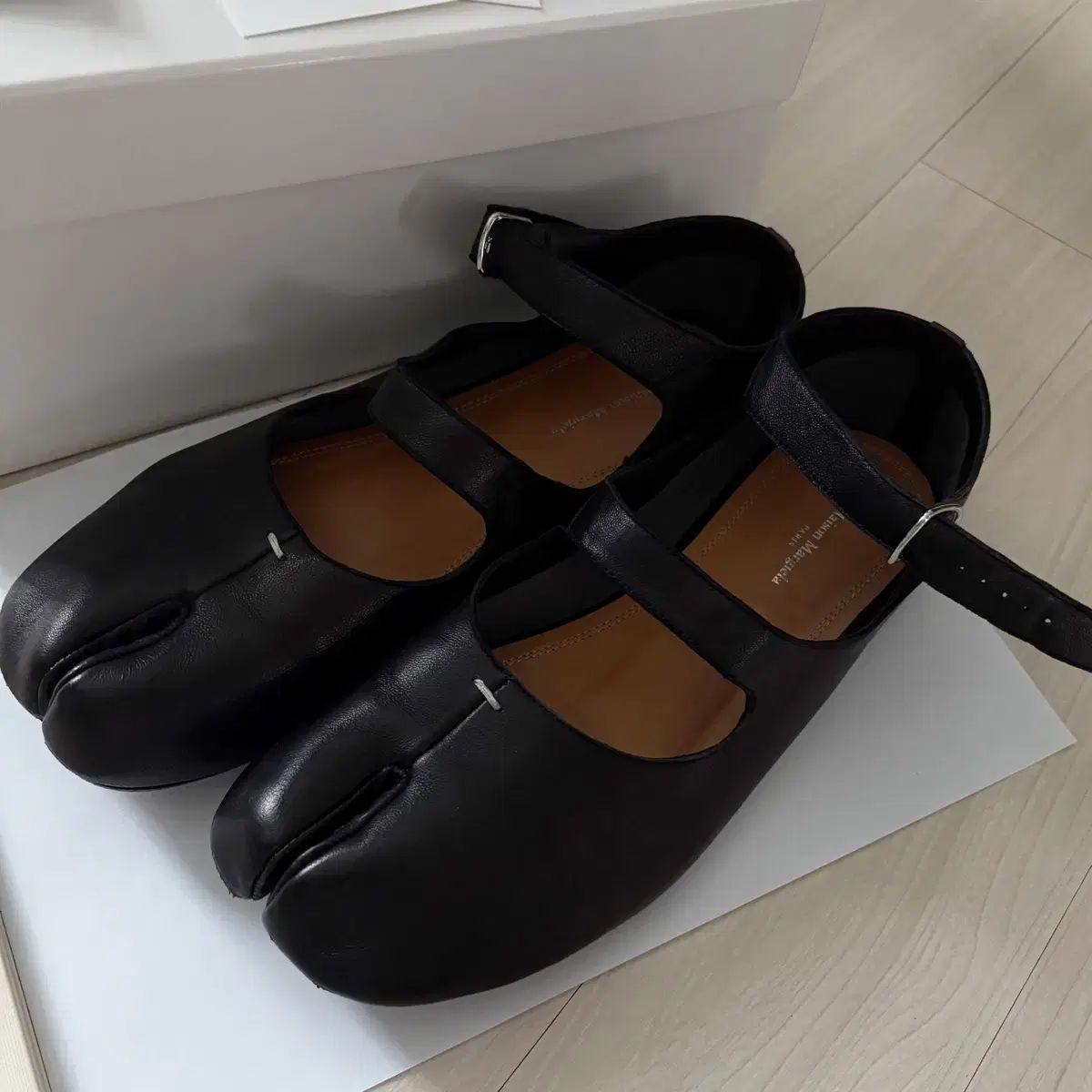Maison Margiela Mary Jane 足袋 メリージェーン 37 Maison Margiela Mary Jane 足袋 メリージェーン 37.