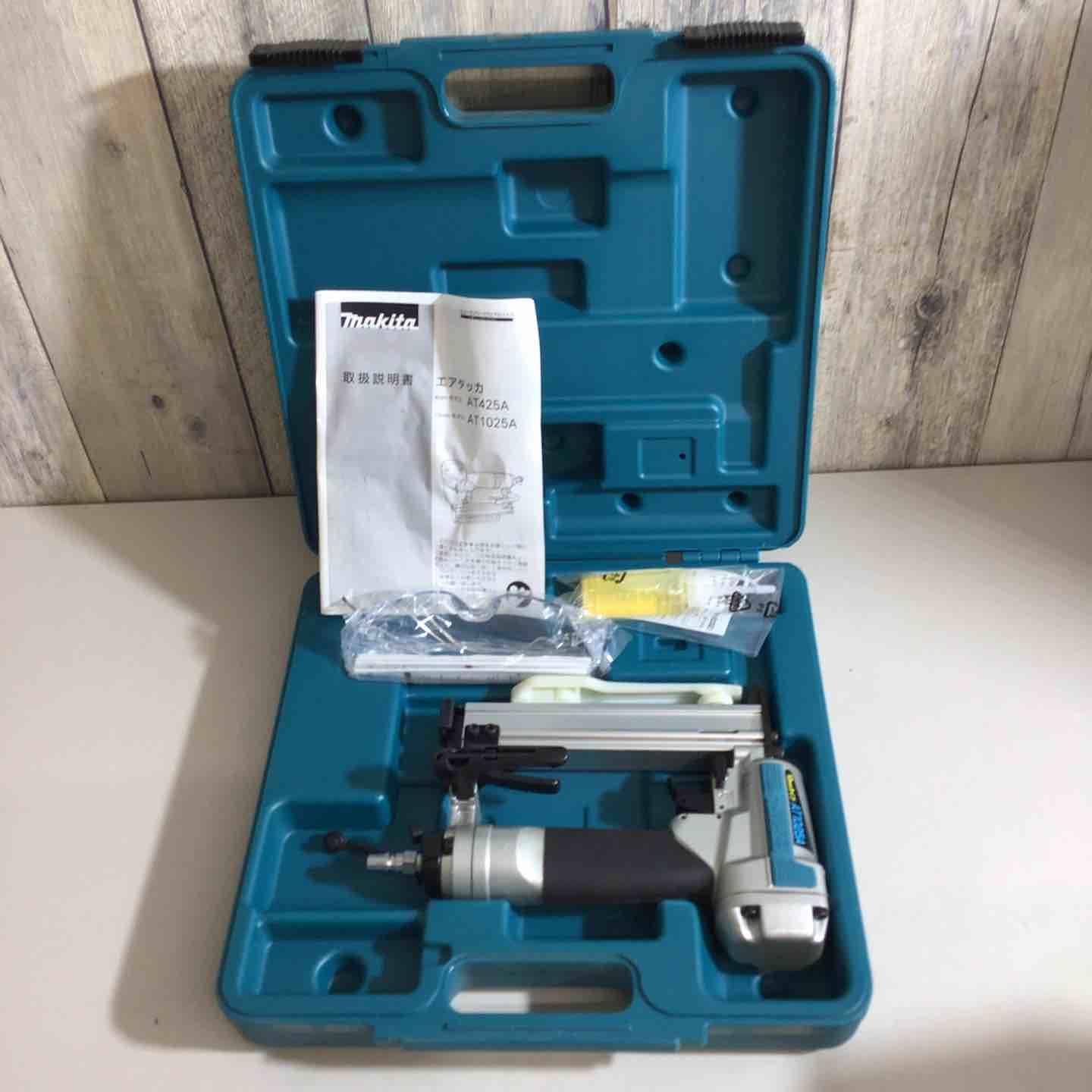 マキタ makita AT1025AK エアタッカ 常圧用 エア工具 【DI1021 