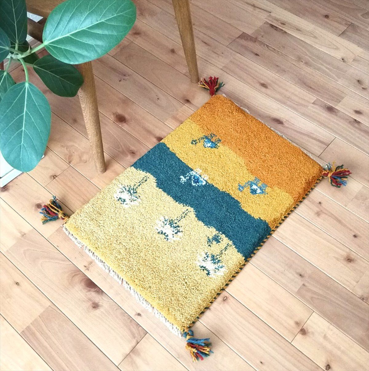 目玉品 ペルシャ ギャッベ 玄関マット小 57x39cm レモン色 黄金色 オレンジ ラクダ NN19370s