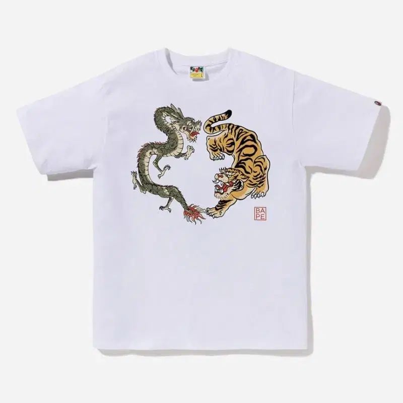 【雷市場（ポンジャン）商品韓国直送】 新品 A BATHING APE(アベイシングエイプ) ジャパン カルチャータイガー アン ドラゴンショートスリーブ Tシャツ Xl