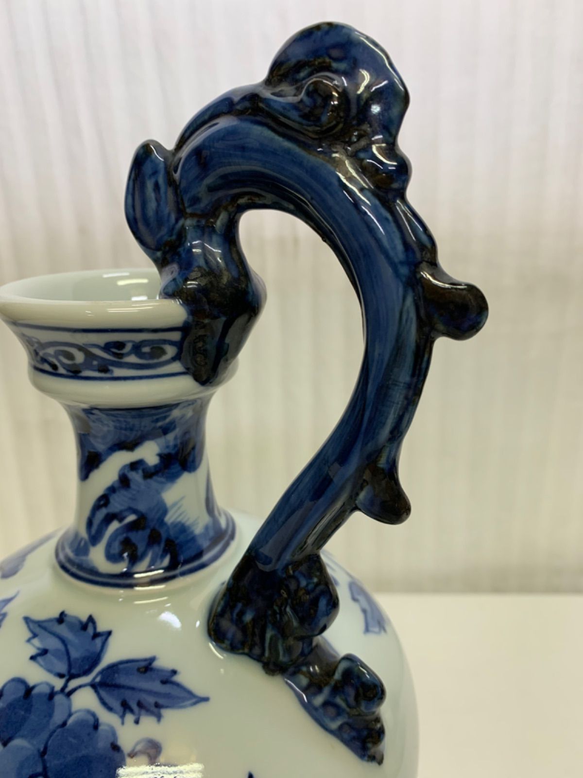 旭窯 龍取手花瓶 牡丹 染付 壺 花入 古染花文様花瓶 瀬戸焼 - メルカリ