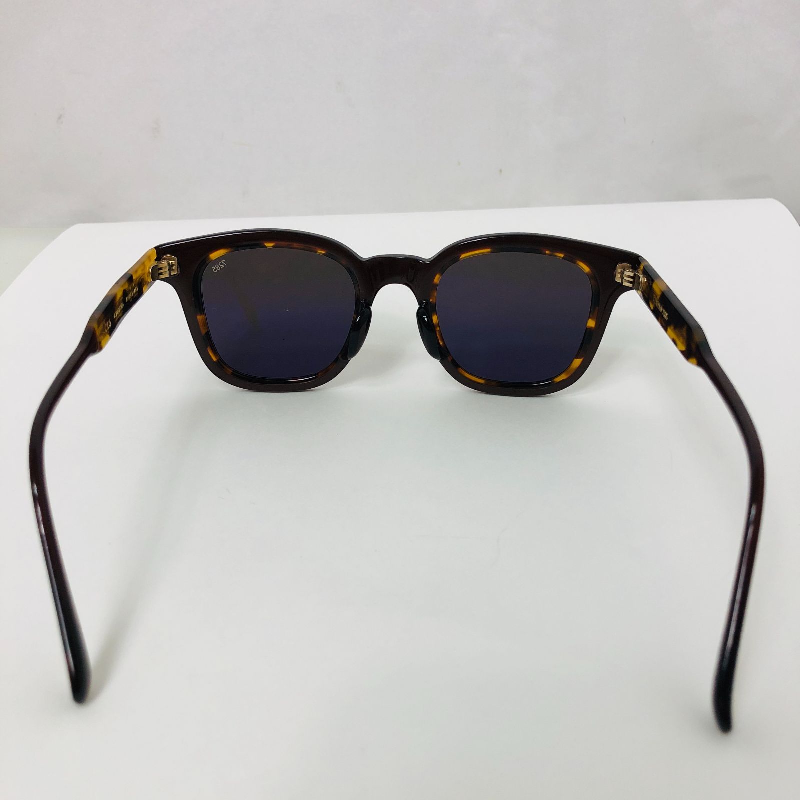 EYEVAN 7285 サングラス(ブラウン) EYEVAN 7285｜11th｜756-44 - 100｜PRODUCT｜Continuer Inc.｜メガネ