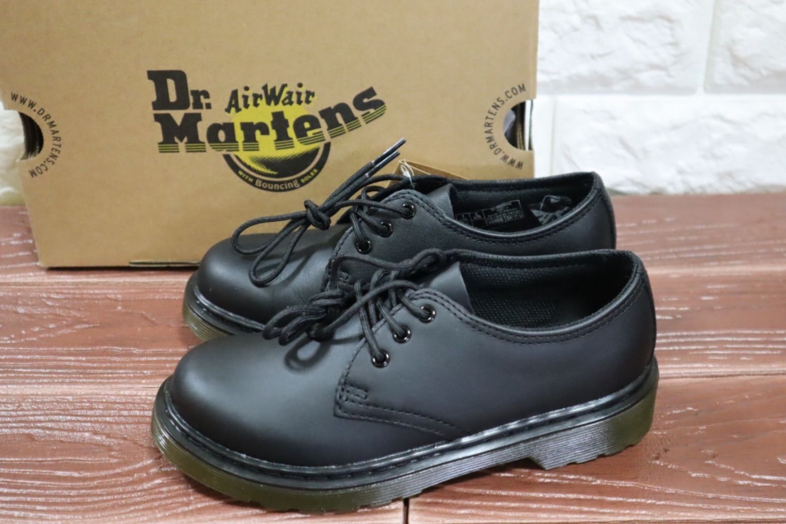 Dr.Martens ドクターマーチン JUNIOR LACESHOE 3ホール - メルカリ