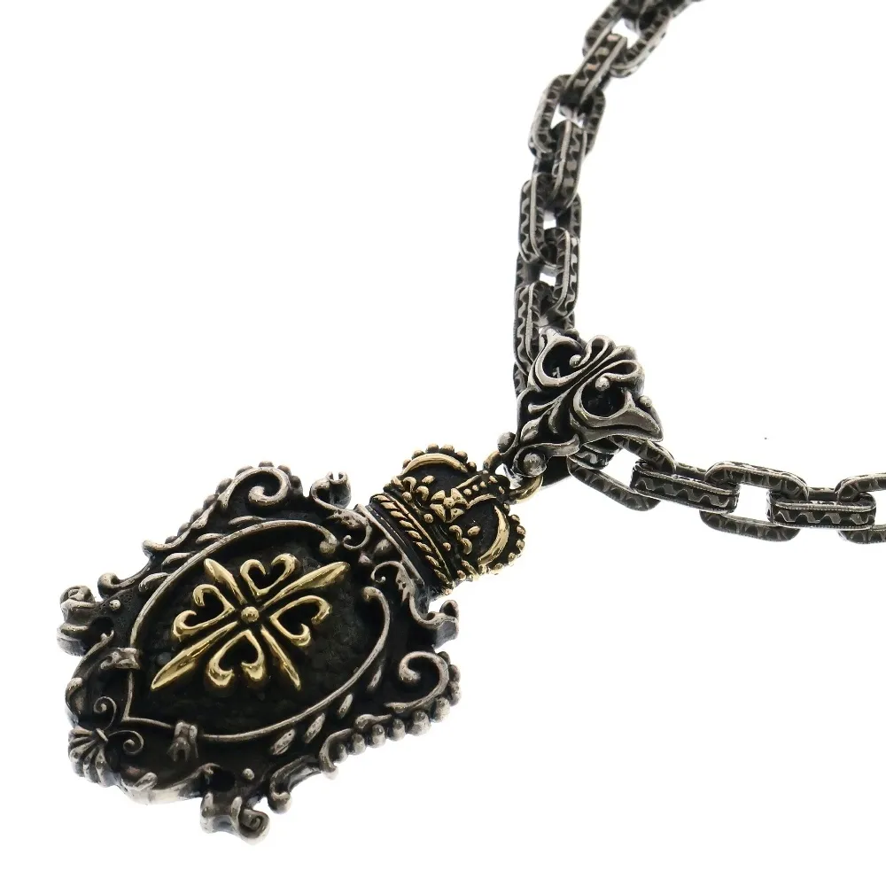 LEATHERS AND TREASURESラージスカル ネックレストップ