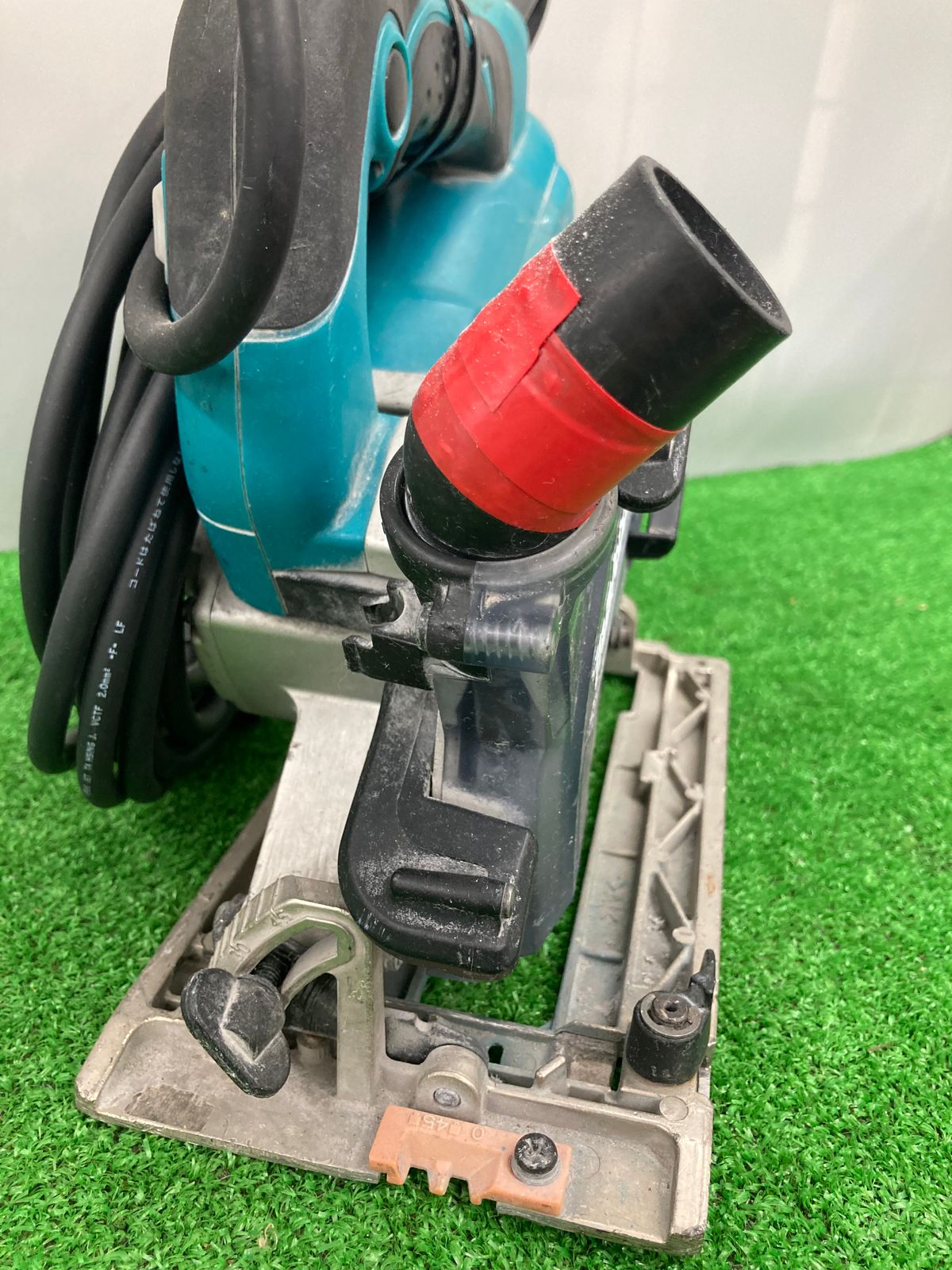 【中古品】【0922】★makita(マキタ) 125㎜防じんマルノコ (本体のみ)KS5200FX　IT2F9RSG6UGE