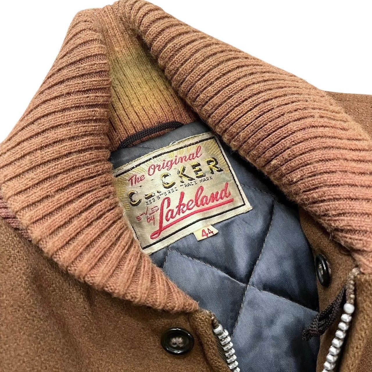 50s Lakeland Clicker ファラオコート Size 40 ¥78000 税込¥85800 通称ファラオコートと呼ばれる Lakelandの名品です🙌  70s 位まで作られておりましたが このClickerのネイムの入る 50年代のモデルは作りも雰囲気も格別です👍 カラーもダークグレーxブラック  最高です 