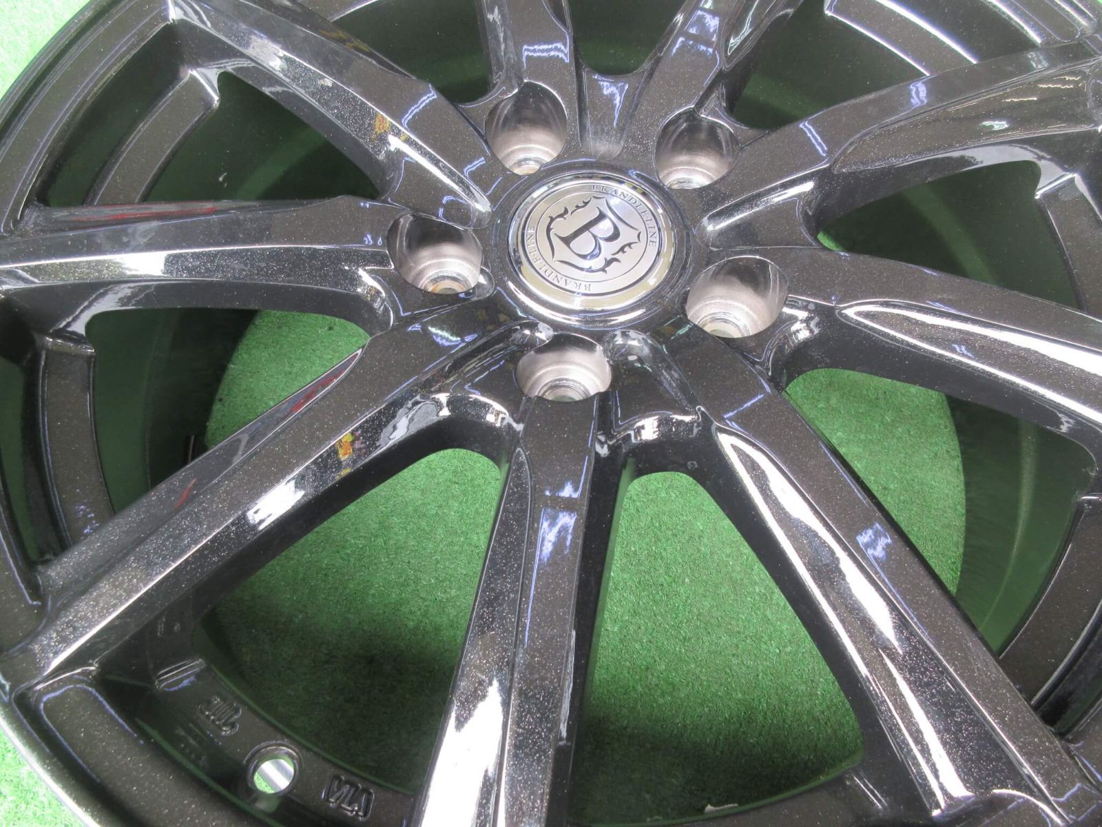 ブラック です♪