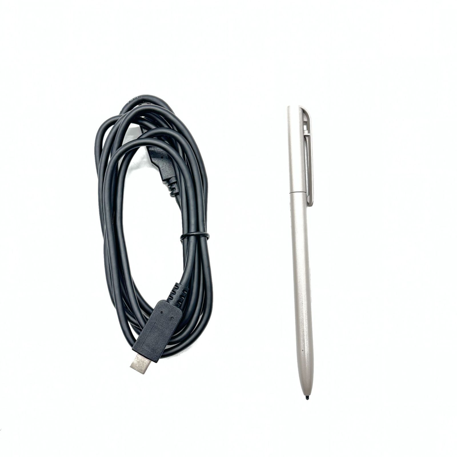 富士通　13.3型電子ペーパー QUADERNO A4 / FMVDP41 Amazon.co.jp: 【公式】富士通 13.3型フレキシブル電子ペーパー