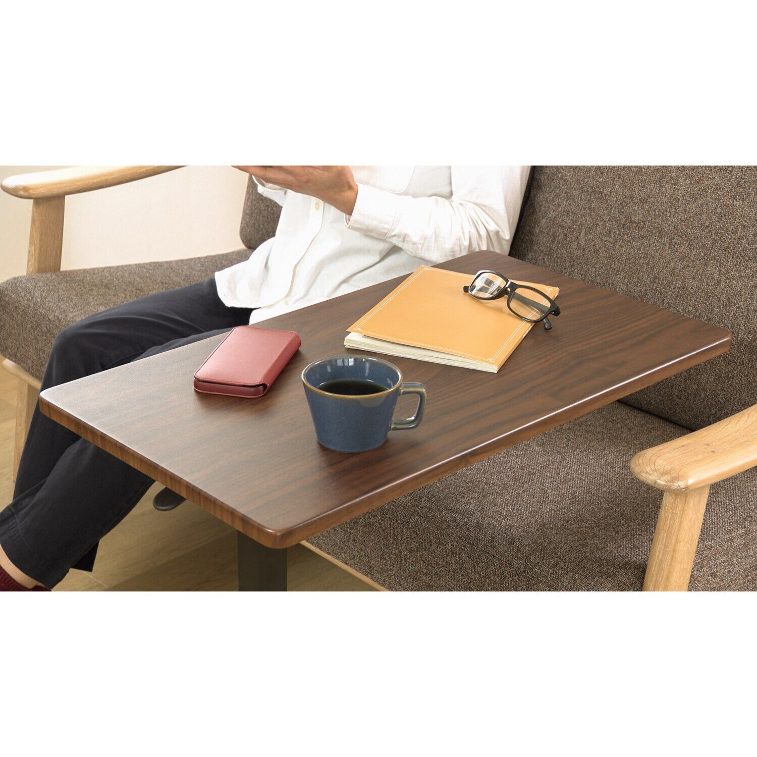 高さ調節らくらく！ 使いやすさを考えた レバー式昇降テーブル Amazon｜YAMAZEN 山善 高さ調節らくらく！使いやすさを考えた レバー式
