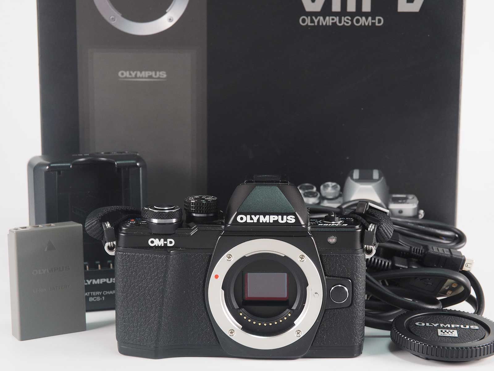 オリンパス Olympus OM-D E-M10 Mark II 16.1MP Camera Black Body Only 元箱 Z4626A