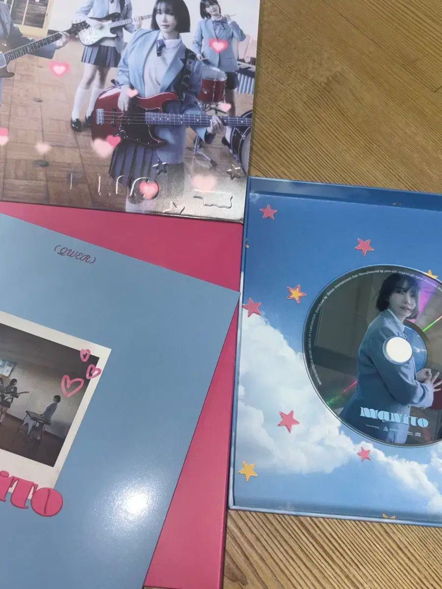 Qwer 開封アルバム 出品 - メルカリ