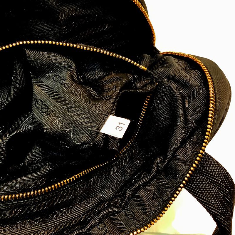 プラダ（PRADA）ナイロンハンドバッグ ハンドバッグ ワンショルダー 
