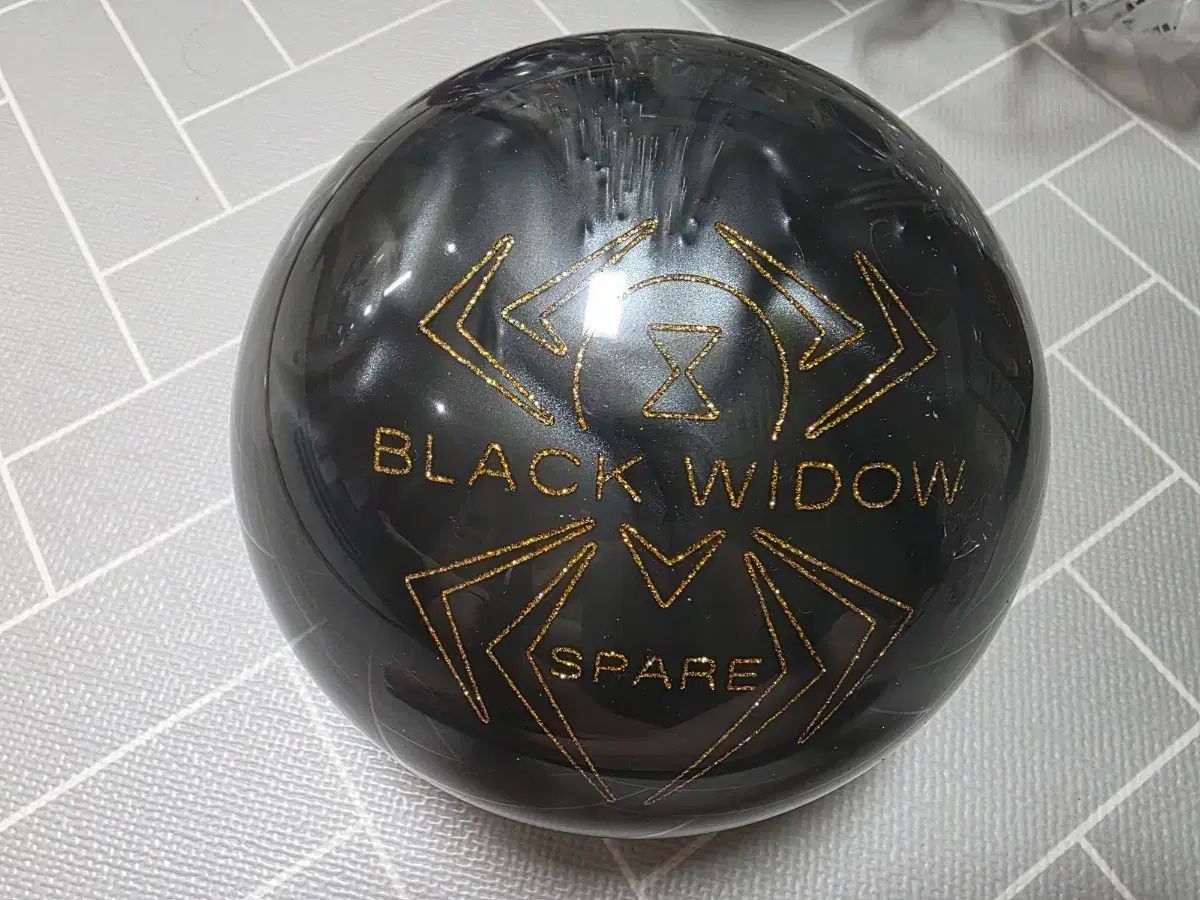 新品 ボーリング HAMMER(ハンマー) black widow（ブラック