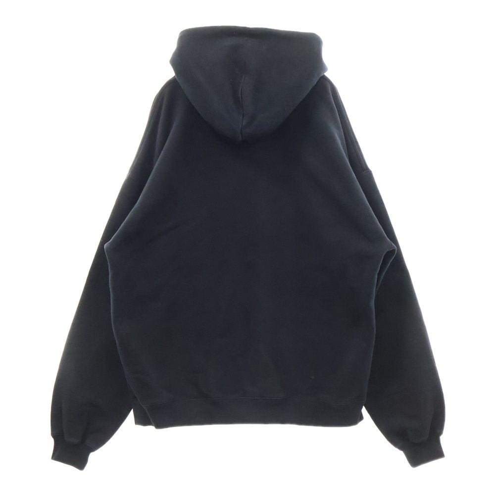 ✿ VETEMENTS