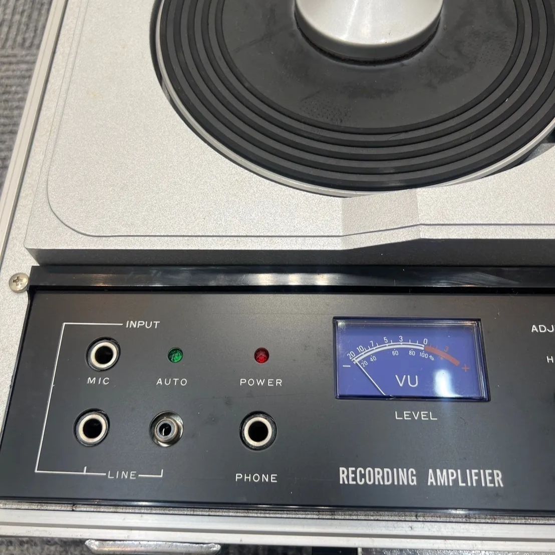 レコードカッティングマシン