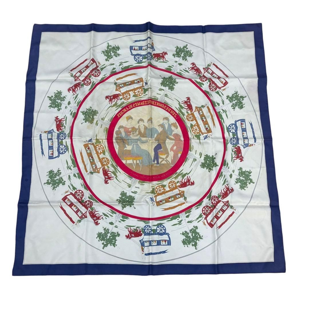 HERMES スカーフ カレ 90 シルク オムニバスと白い貴婦人の