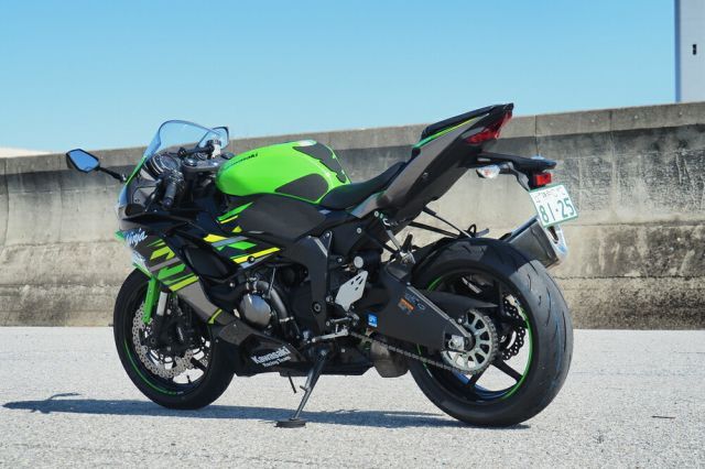 日本製 NINJA ZX-6R専用 タンクパッドニンジャ ZX6R バイク 滑り止め