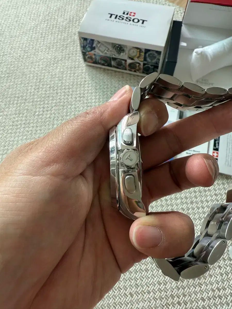TISSOT ティソ