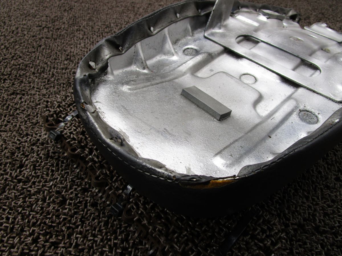 XE75 シート A6355 CE75 ホンダ CE75E キャブ車 動画有 6V BRIGHTFACE_UK