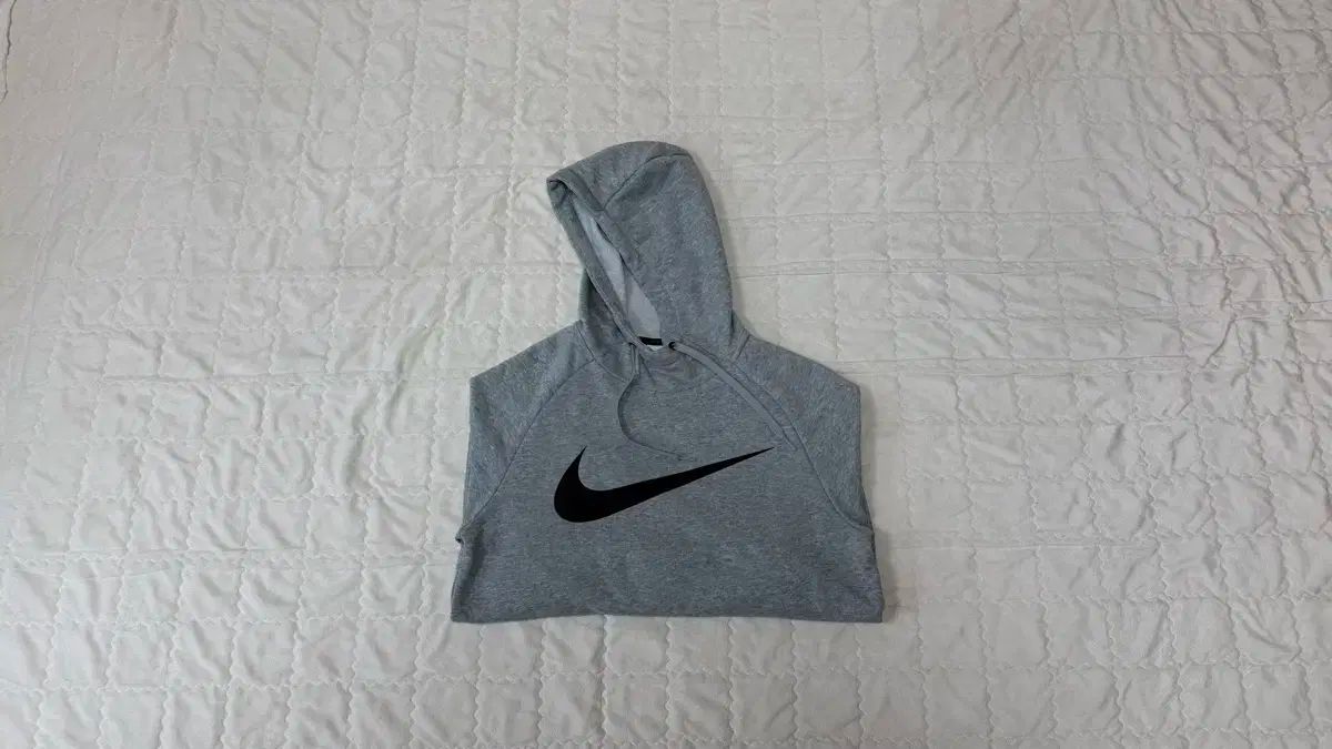 Nike ナイキ ー ドライフィット スウッシュ プルオーバー トレーナー フーディー パーカー グレー S