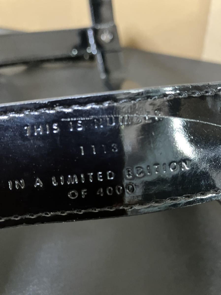 4000部ナンバー入り