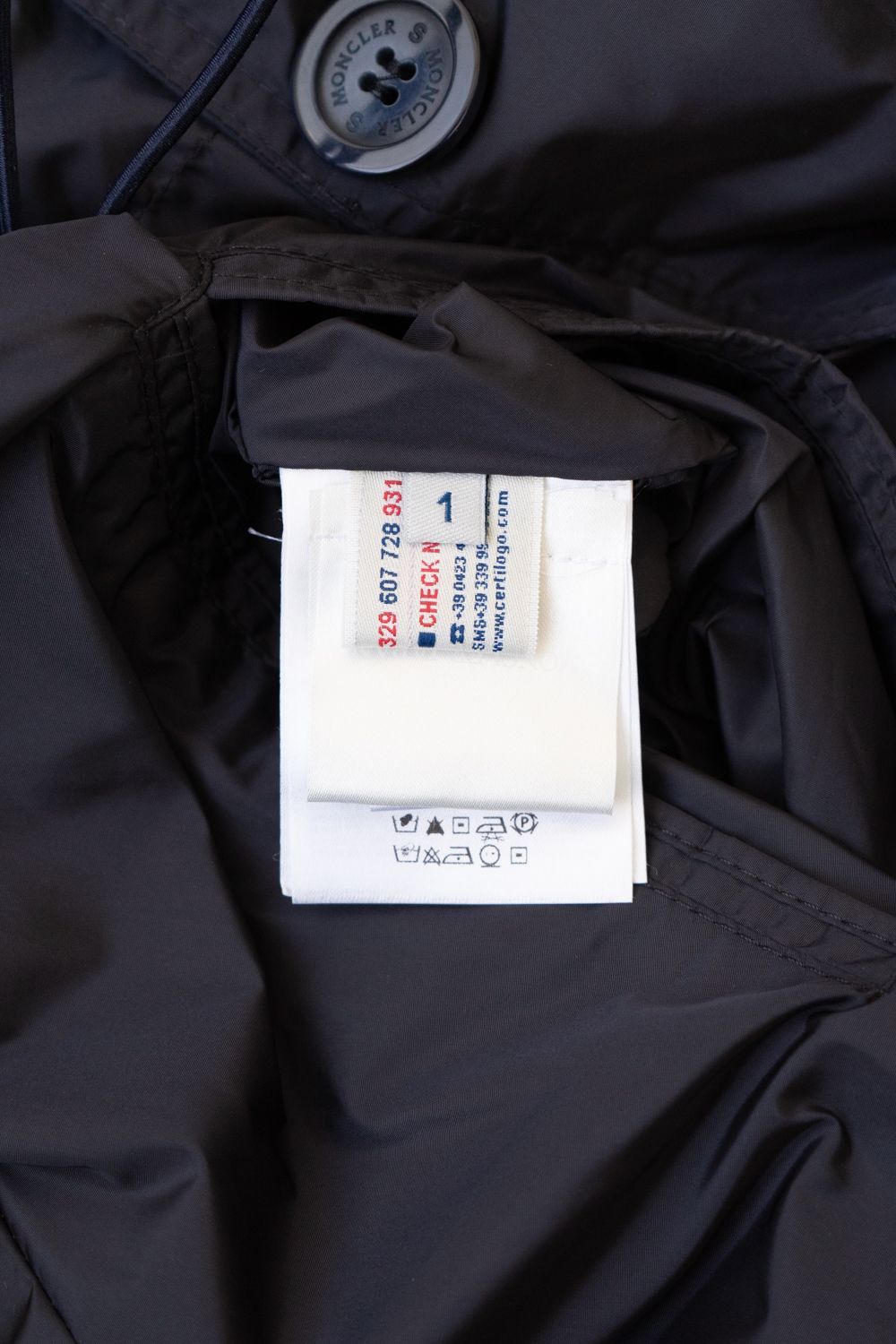 美品　モンクレール　ジーンズ　サイズ152cm 12Y 美品 モンクレール ジーンズ サイズ152cm 12Y