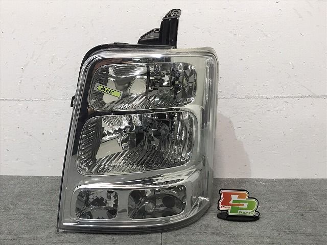 エブリイワゴン後期 DA64W ヘッドライト 左右 エブリイ 64 ヘッドライト左右