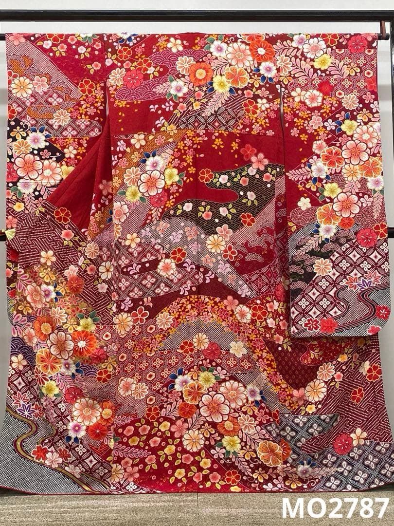 メーカー品振袖 紫野 豪華 銀通し 金彩 絞り加工 身丈163cm 撥水加工済 メーカー品振袖 豪華 紫野 銀通し 金彩 絞り加工 身丈163cm 撥水加工済