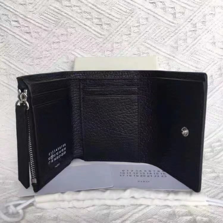三つ折り財布